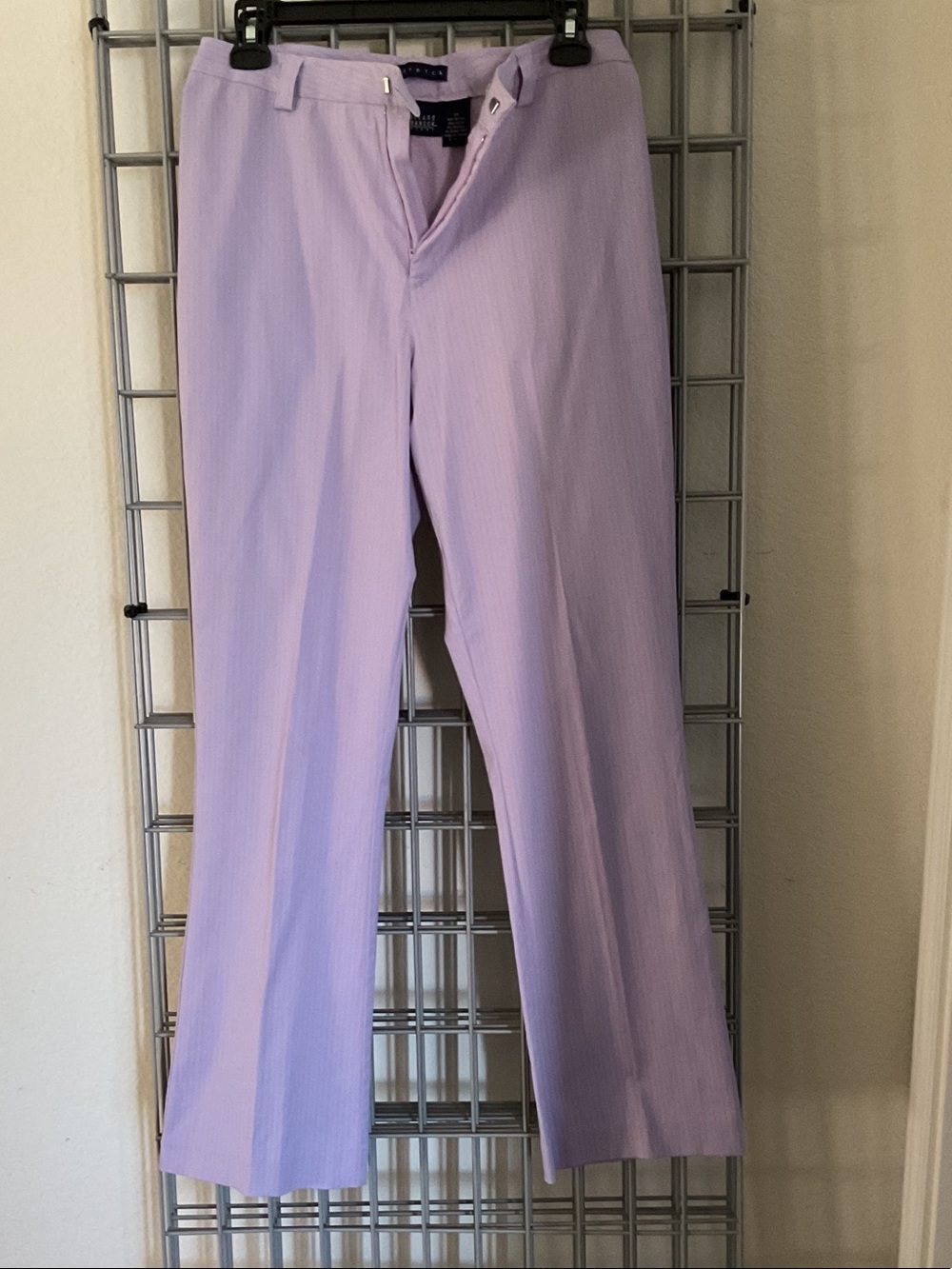 Hillard & Hanson Lavender Straight-Leg Women's Pants. EUC